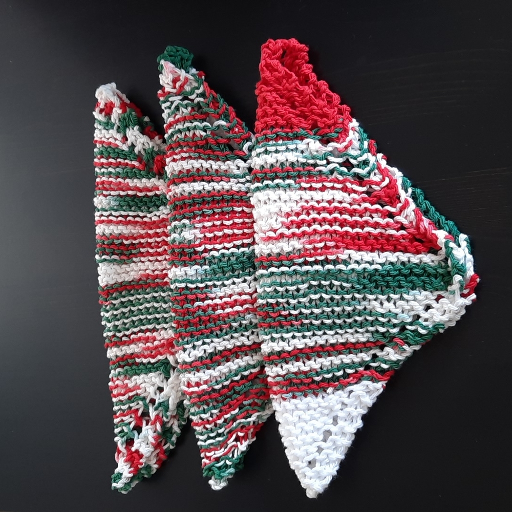 👑 3/$30 Set of 3 Handmade Christmas Dish Cloths